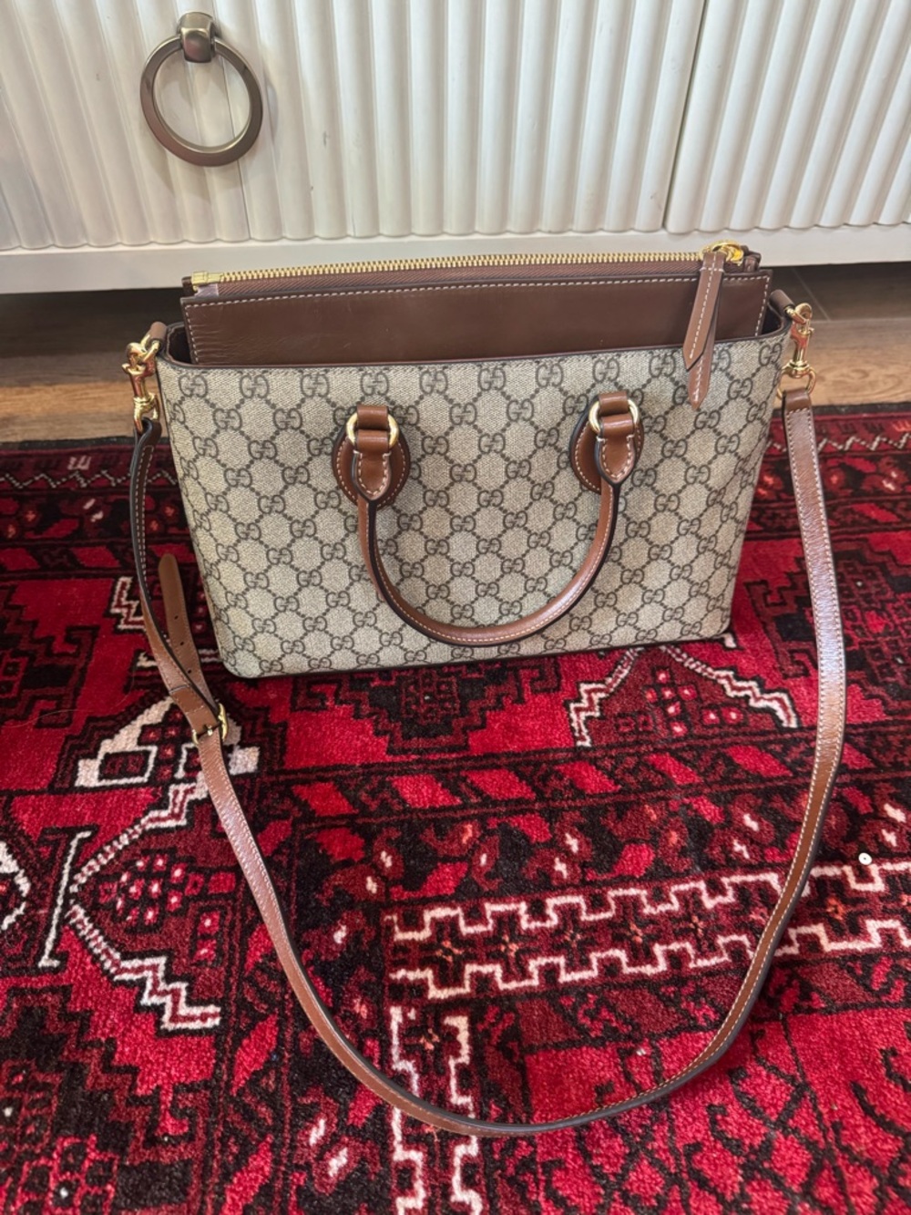 Gucci Linea A Tote Bag - Picture 2 of 9